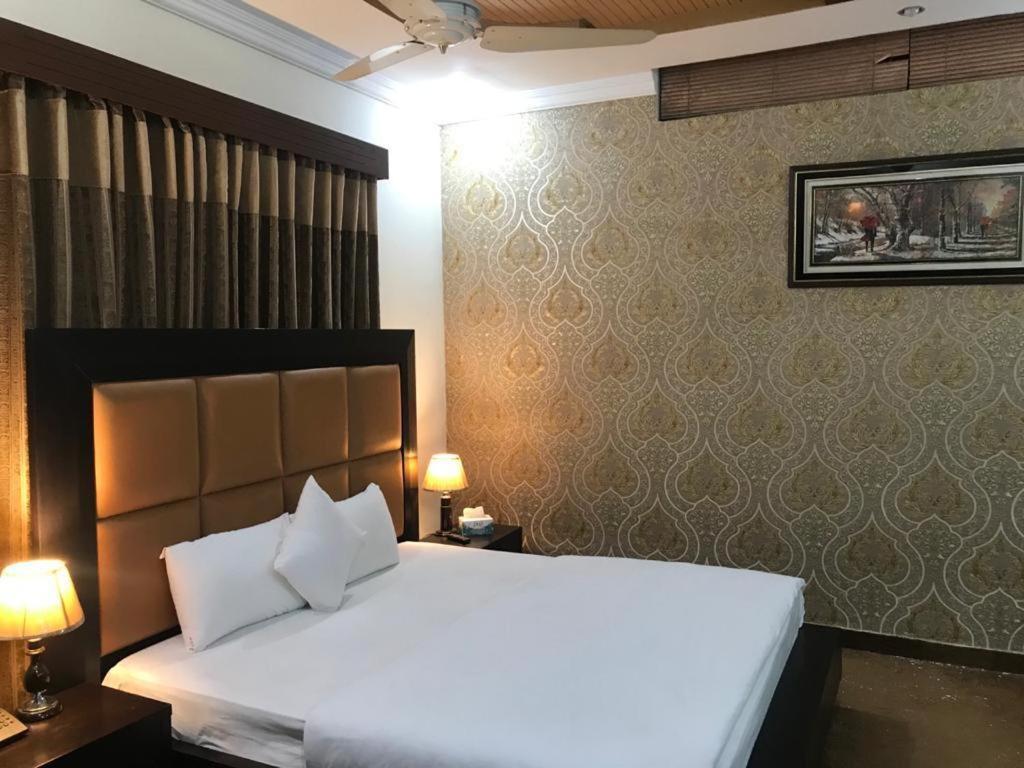Hotel Red Line Islamabad Eksteriør bilde